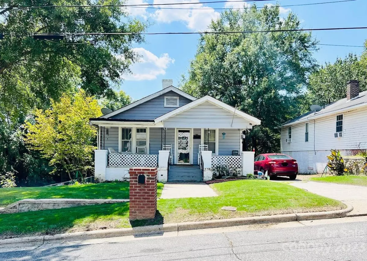 Gastonia, NC 28054,411 E Walnut AVE