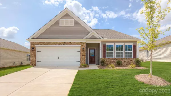 289 Ridgeview LN, Mars Hill, NC 28754