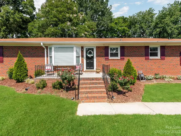 Kannapolis, NC 28083,2205 Centergrove RD