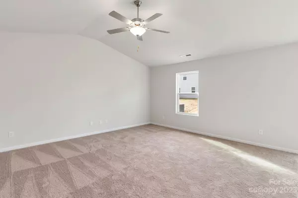 Charlotte, NC 28215,1612 Nia RD