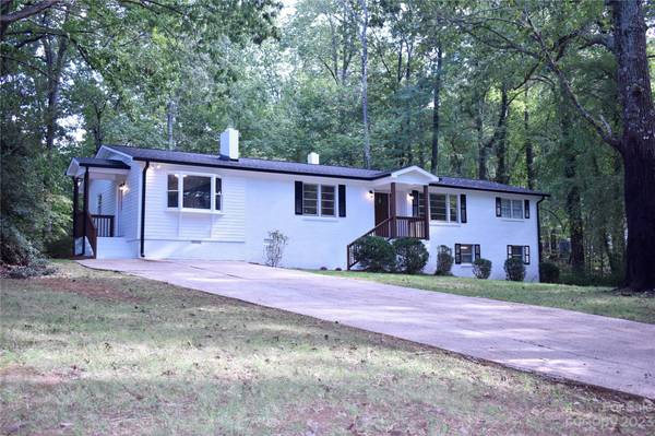 1035 Timberlane DR,  Lincolnton,  NC 28092