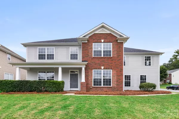 3636 Lees Crossing DR, Charlotte, NC 28213