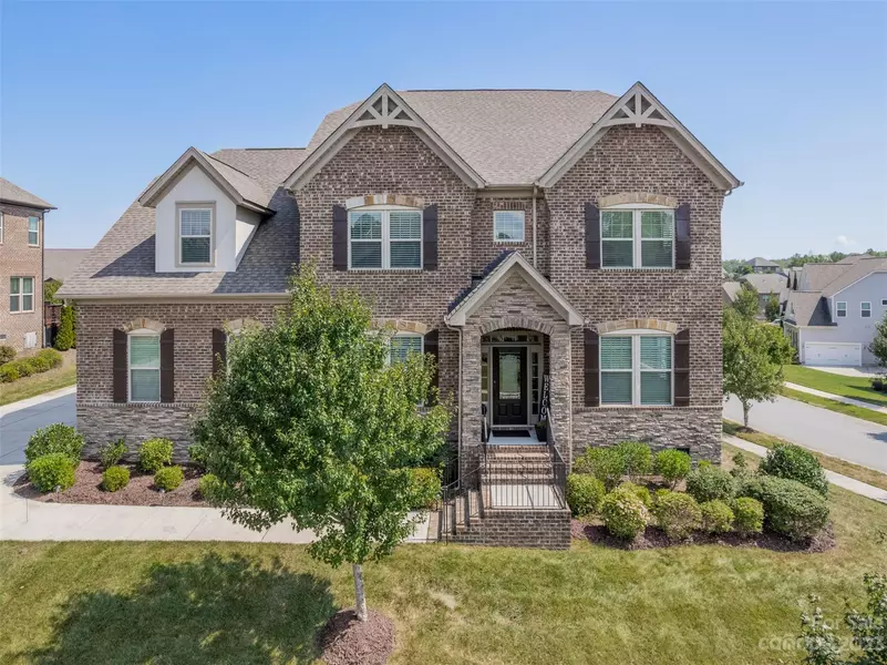 10910 Skymont DR, Huntersville, NC 28078