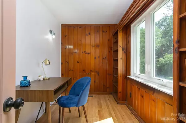 Asheville, NC 28804,349 Country Club RD #2