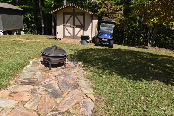 New London, NC 28127,119 Cardinal AVE