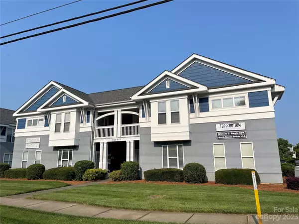 18125 Catawba AVE, Cornelius, NC 28031