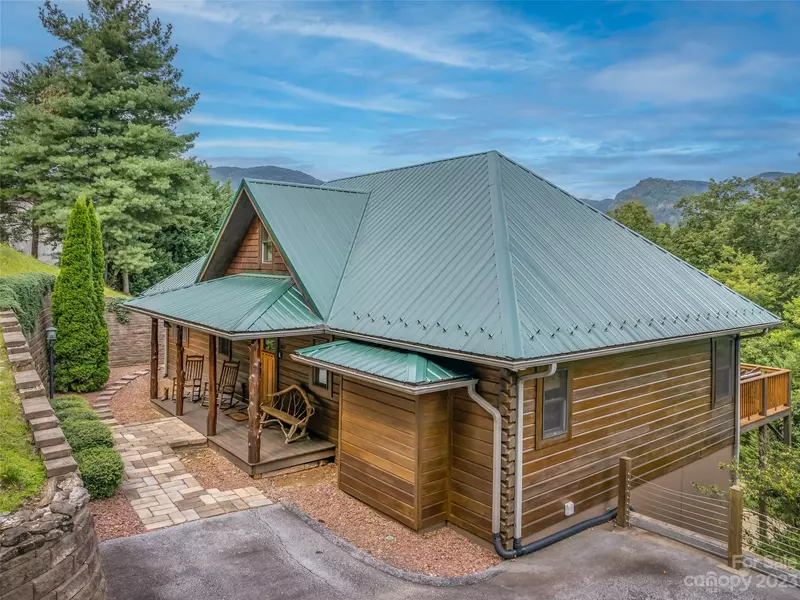 237 Sidney Lanier DR, Lake Lure, NC 28746