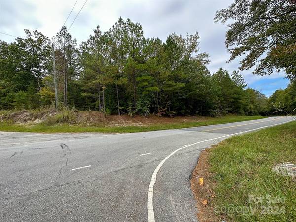 000 Possum Trot RD, Blacksburg, SC 29702