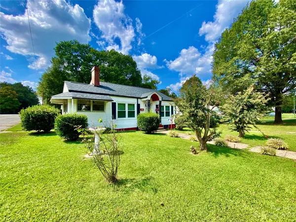 Salisbury, NC 28144,301 W 14th ST