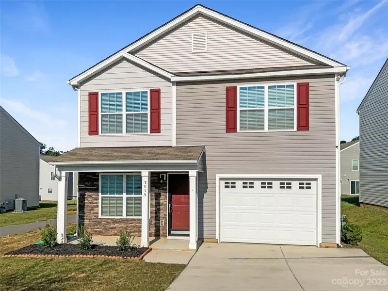 3019 Crabapple LN, Dallas, NC 28034