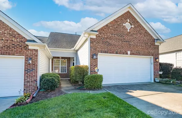 215 Garnet CT, Fort Mill, SC 29708