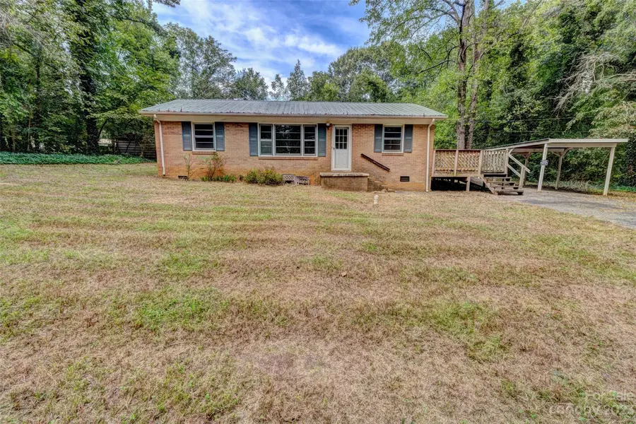 1114 Sunset RD, Cherryville, NC 28021