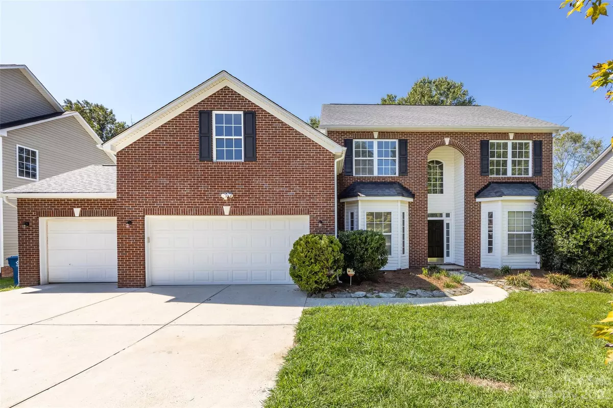 Matthews, NC 28105,2435 Alaqua CT