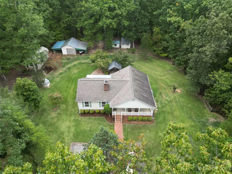 256 Georgewoods DR, Dallas, NC 28034