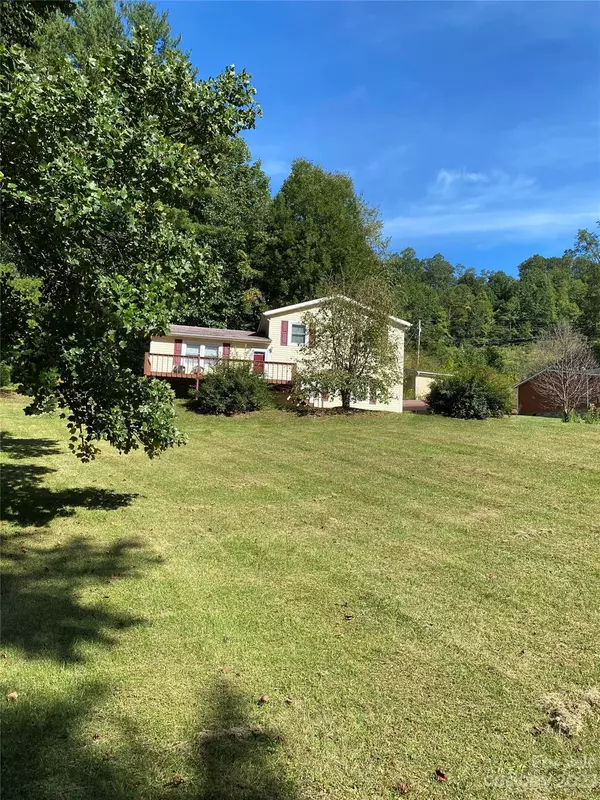 1199 Georges Fork RD, Burnsville, NC 28714