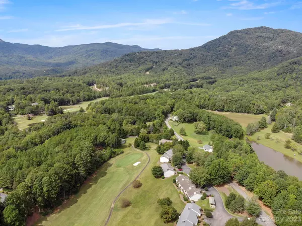 Lake Lure, NC 28746,481 Winesap RD