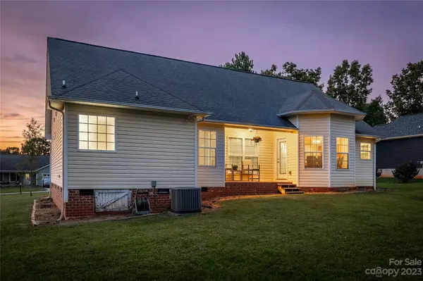 Conover, NC 28613,1862 Bonners CIR