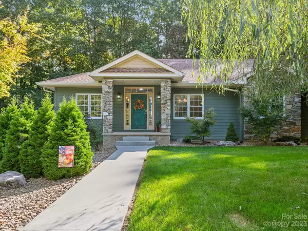 Fletcher, NC 28732,19 Sweetwater Oaks DR