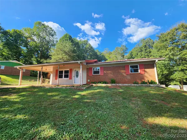 409 Seitz DR, Forest City, NC 28043