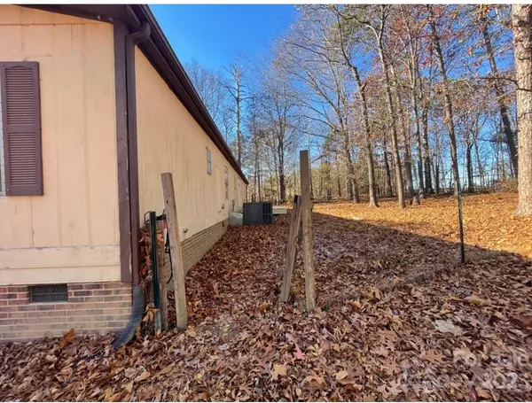 Lawndale, NC 28090,124 Pete Mauney RD