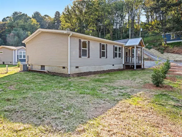 Clyde, NC 28721,151 Brookside ST