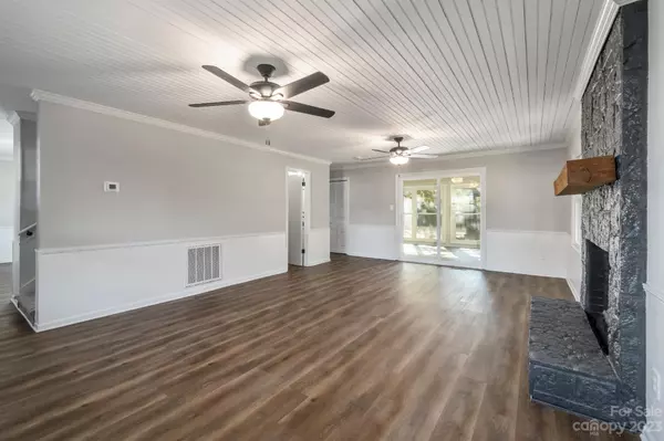 Kings Mountain, NC 28086,121 Tara TER