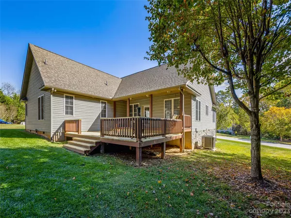 Candler, NC 28715,53 Helen Holcombe WAY