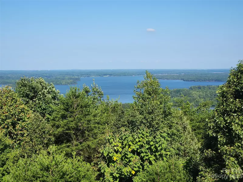 225 Stone Canyon DR, Denton, NC 27239