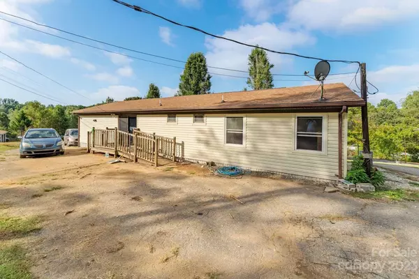 Nebo, NC 28761,147 Macey DR