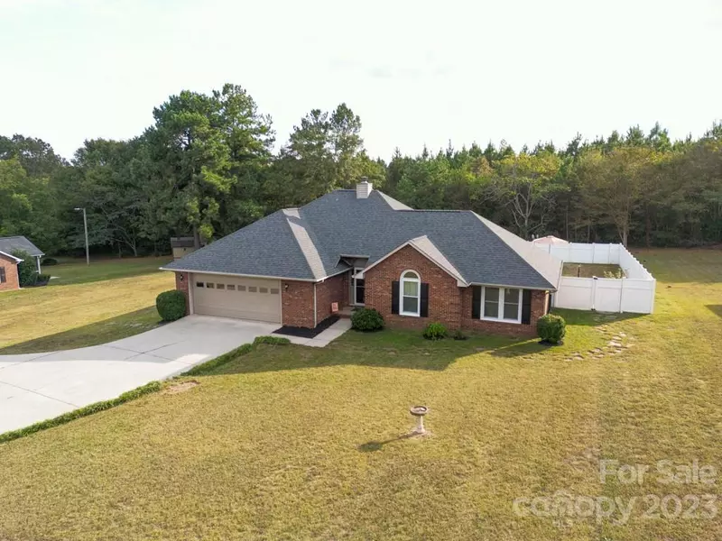 268 Robert Keever RD, Stanley, NC 28164