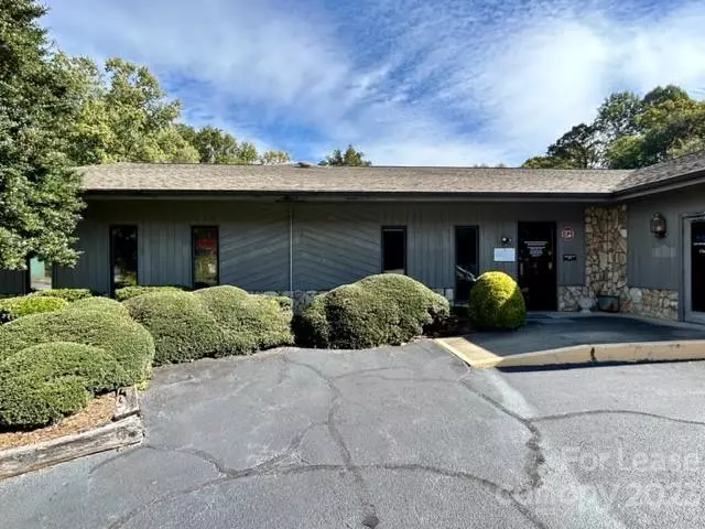 352 Harper AVE NW, Lenoir, NC 28645