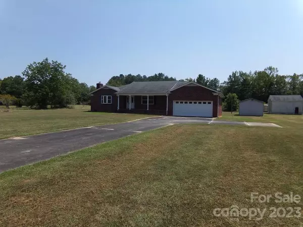 5020 Wylies Mill RD, Edgemoor, SC 29712