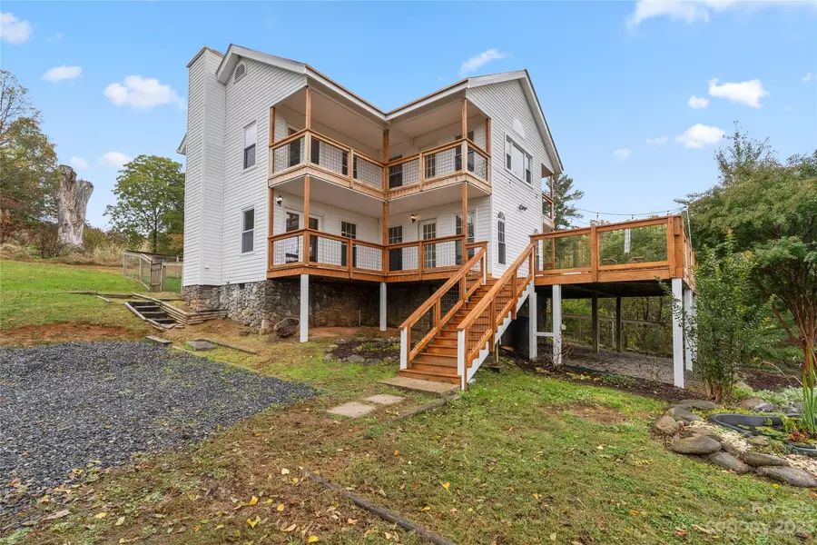 2638 Gabriels Creek RD, Mars Hill, NC 28754