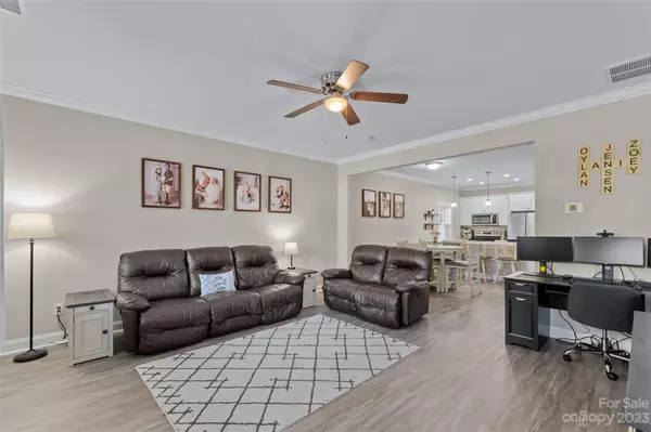 Hickory, NC 28601,2662 14th ST NE