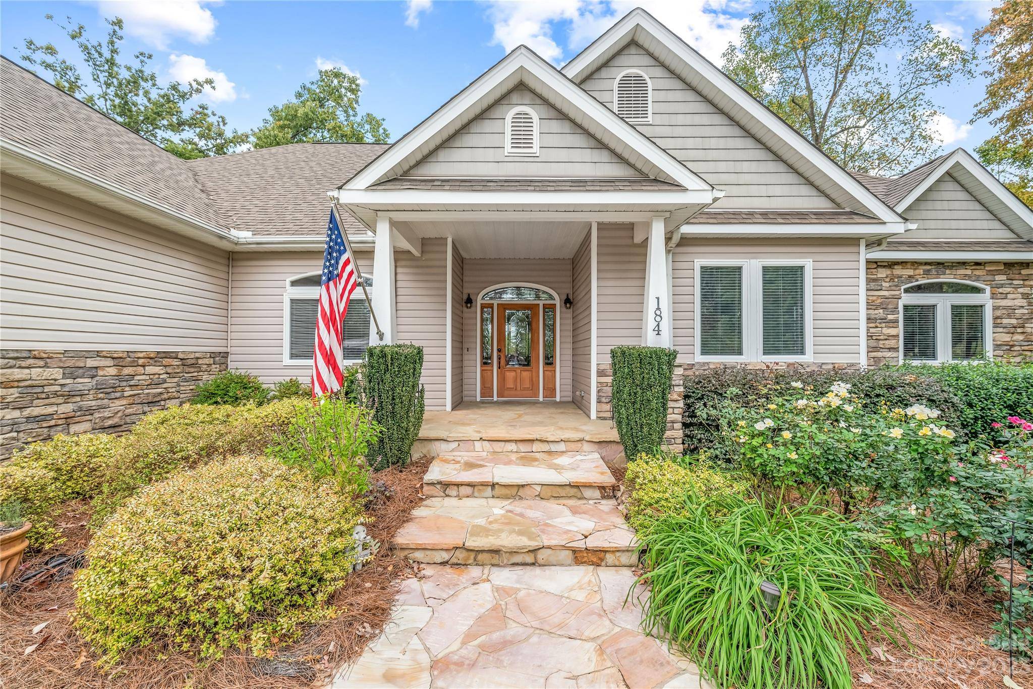 Mooresville, NC 28117,184 Waddell RD