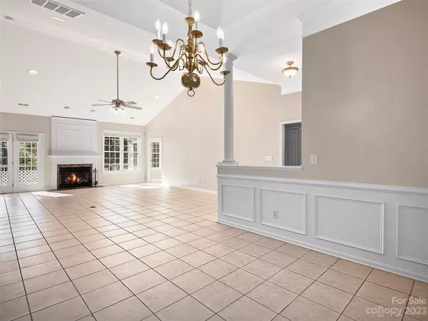 Mill Spring, NC 28756,1025 Highland View LN