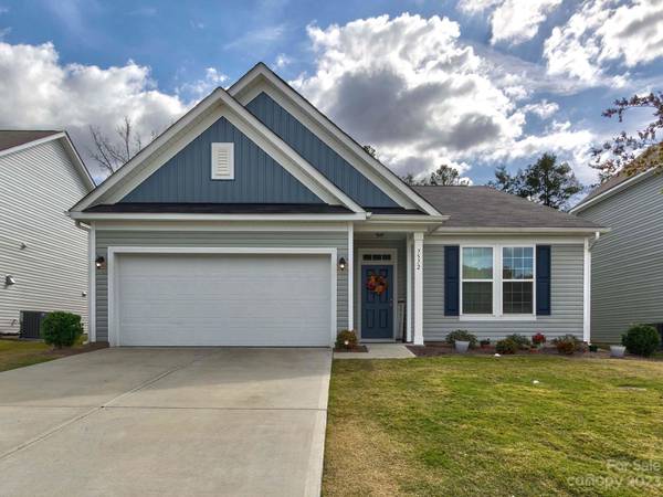 7572 Tanglewood WAY, Denver, NC 28037