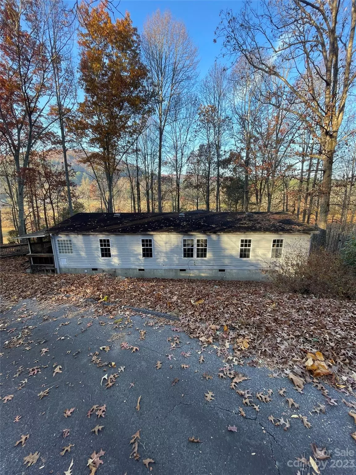 Hendersonville, NC 28739,79 Pastoral WAY