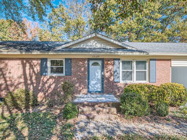 15125 Catawba CIR S, Matthews, NC 28104