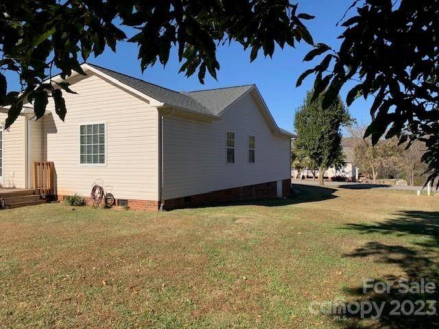 Hudson, NC 28638,118 Freshfield DR