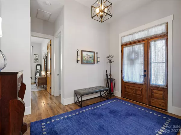 Zirconia, NC 28790,264 Freedom Trail CT