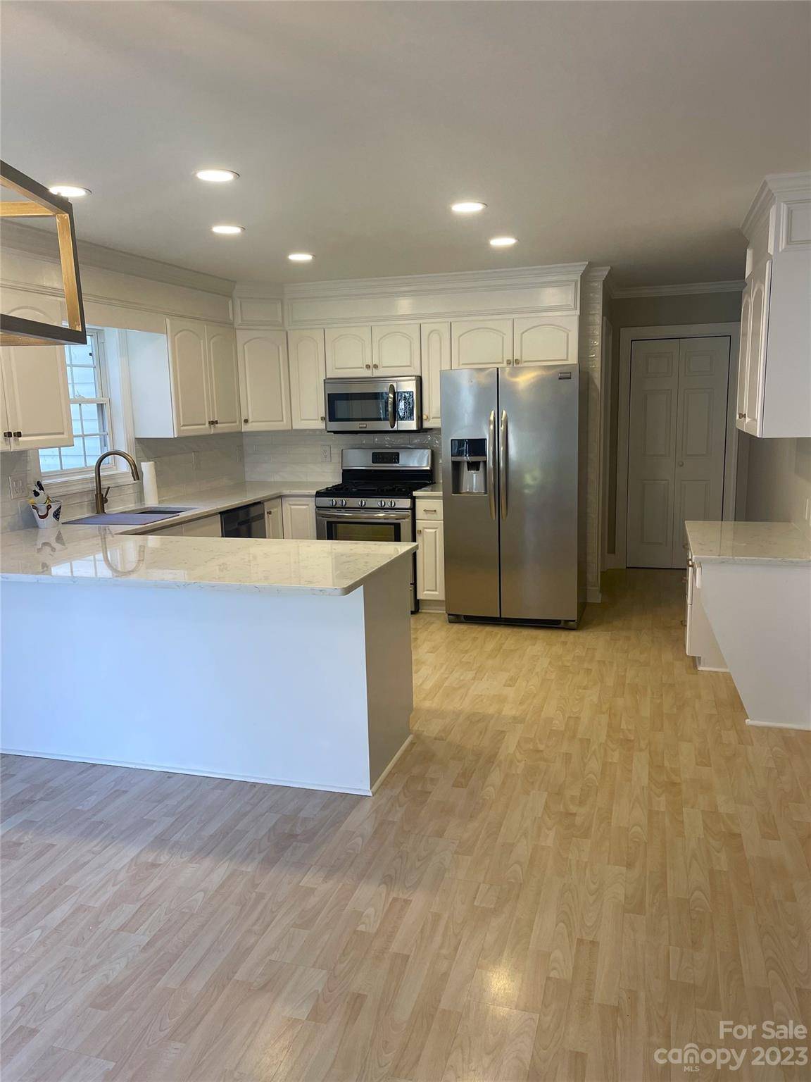 York, SC 29745,740 Sanside DR