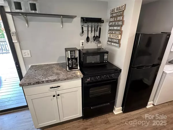 New London, NC 28127,112 Sycamore ST