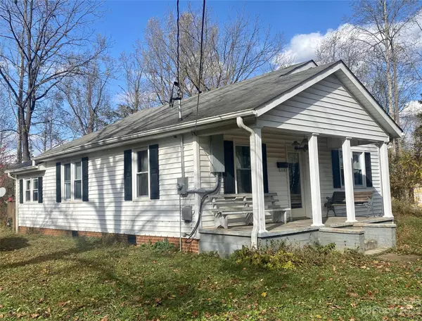 423 Decatur AVE, Elkin, NC 28621