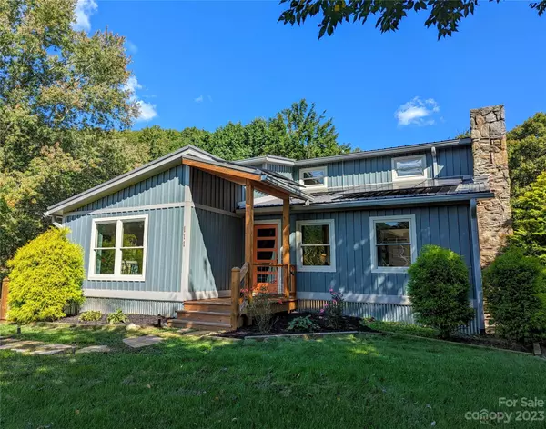 111 Vision RD,  Canton,  NC 28716