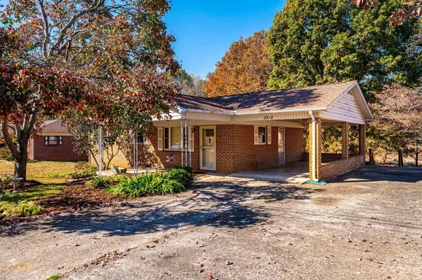 Hickory, NC 28602,2912 10th AVE SW