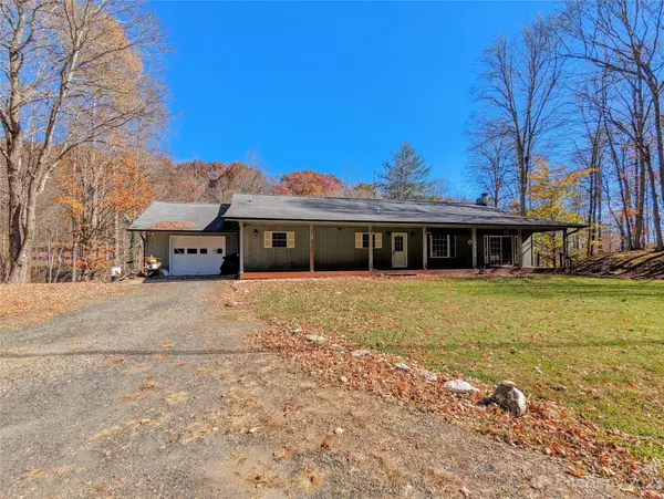 585 Three Quarter Creek RD, Burnsville, NC 28714