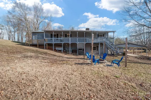Hudson, NC 28638,4118 Cherrywood DR