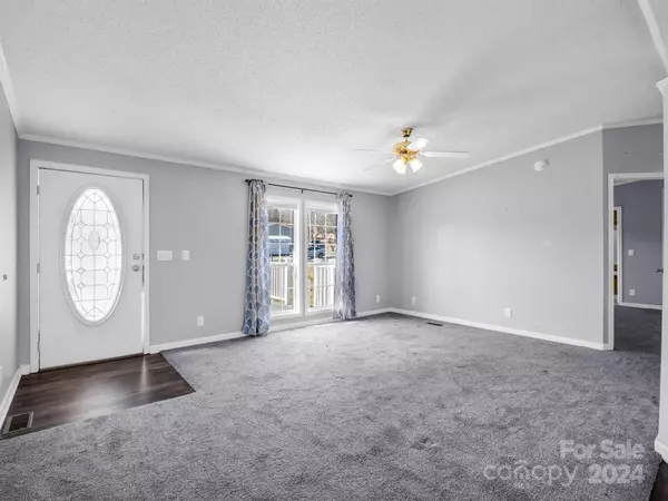 Fletcher, NC 28732,538 Cane Creek RD