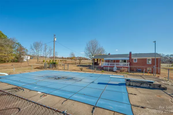 Ellenboro, NC 28040,599 Edley Toney RD